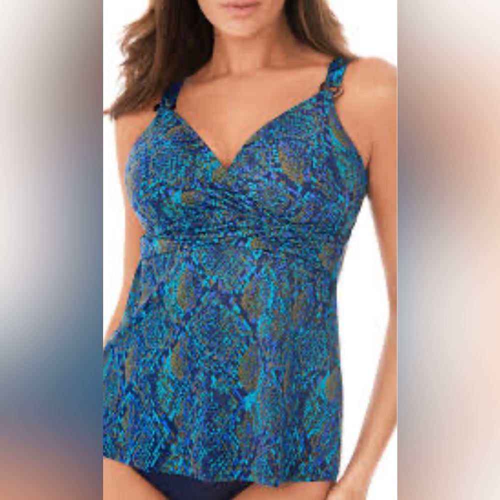 Miraclesuit Tankini Women size 34D, padded
